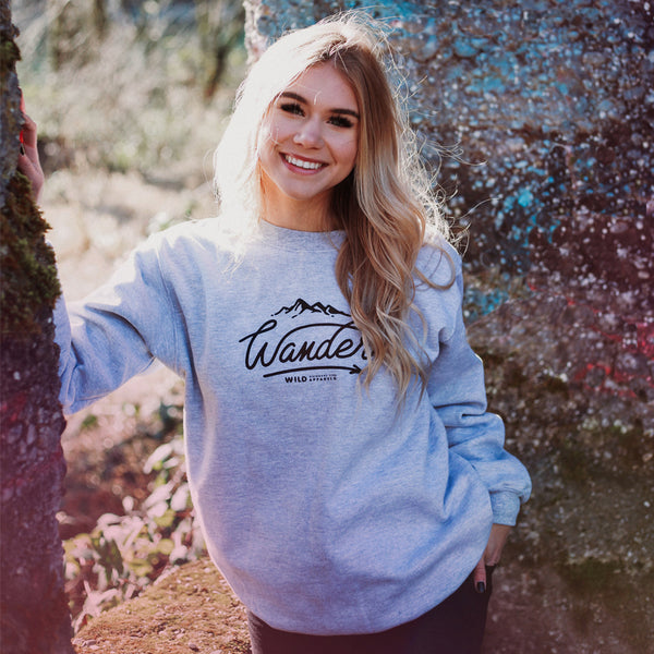 "WANDER" UNISEX CREW NECK SWEATSHIRT / ATHLETIC HEATHER