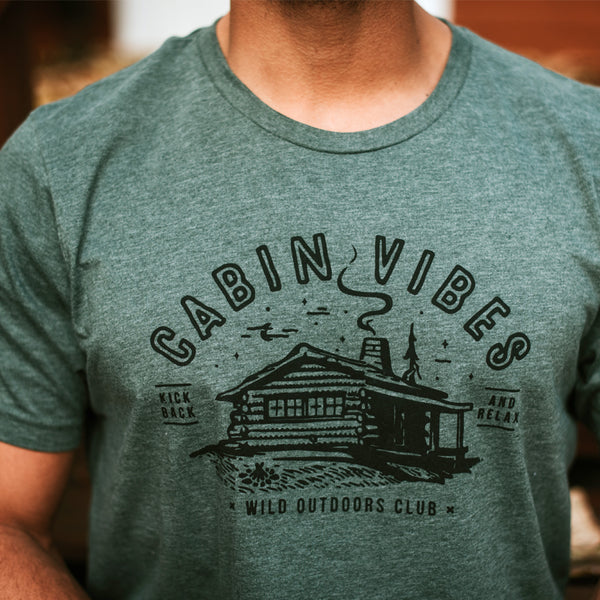 "CABIN VIBES" - MEN'S TEES